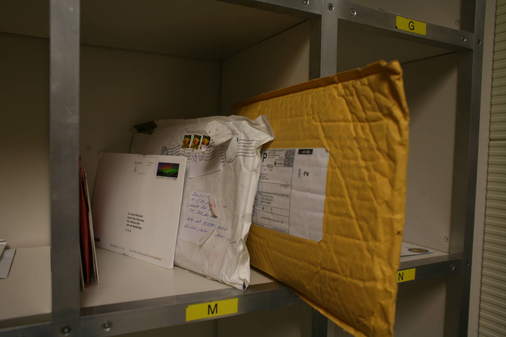 16220 km and five days of travelling, and there is actually mail waiting for me! How exciting and what a sweet welcome. Thank you, Susanna, Andi, Isabella, Moritz, Signe, Ronja, Ida, and Dainis!